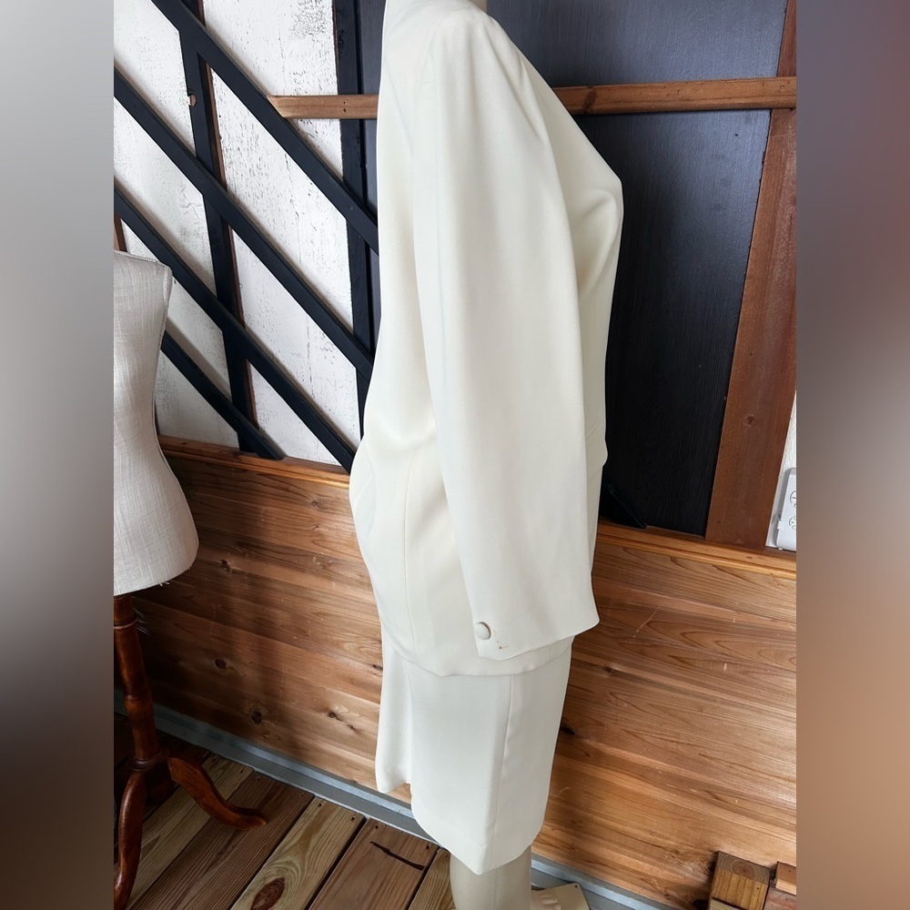 Jones New York petite two piece suit set size 14p preloved color light cream - Picture 7 of 11
